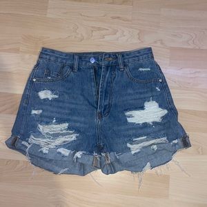 Womens shein shorts size 26.